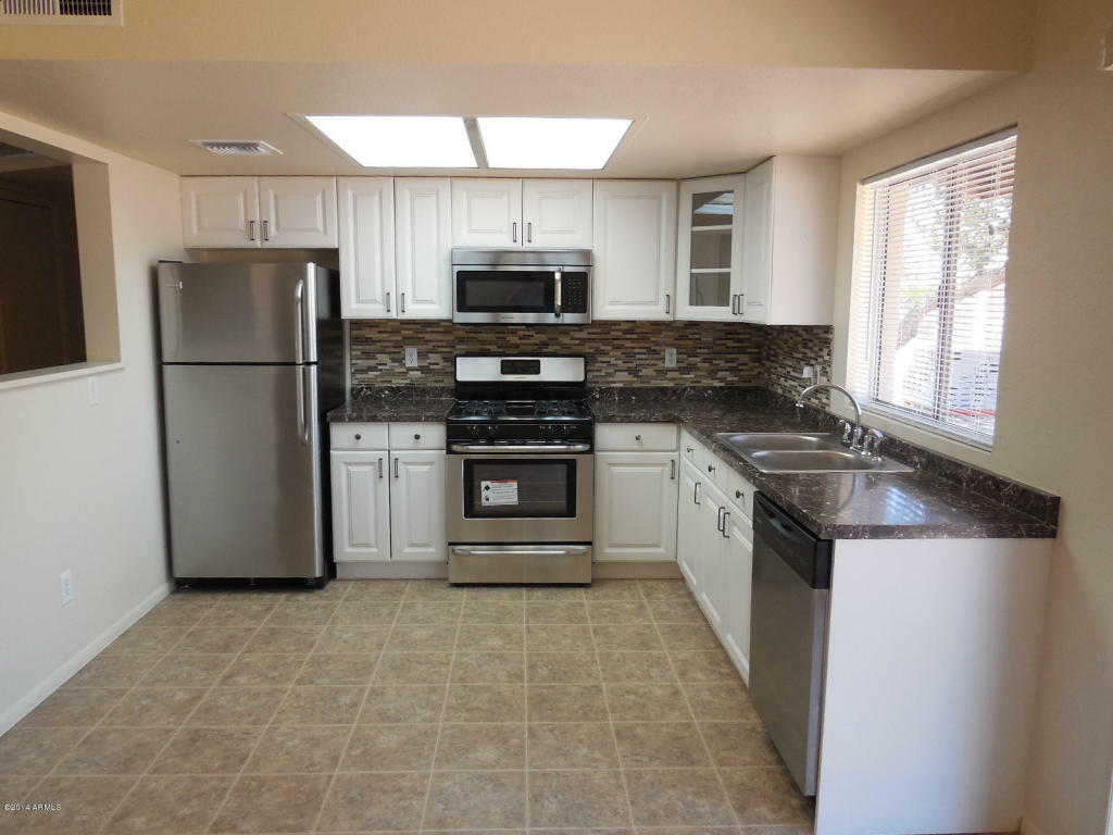 Property Photo:  1548 W Michigan Avenue  AZ 85023 