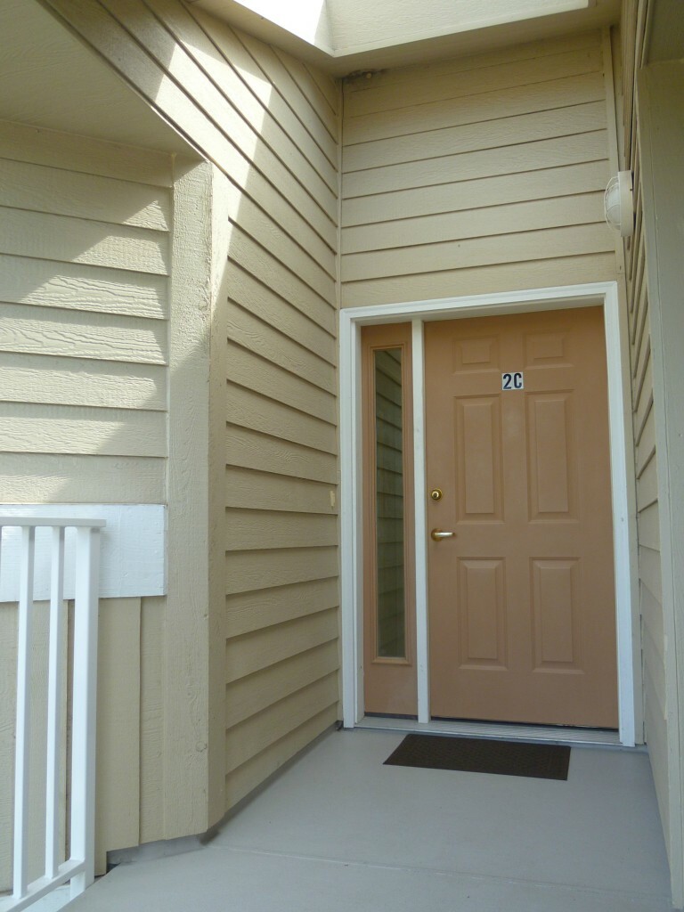 Property Photo: 5010 Festival Blvd 2C WA 98226