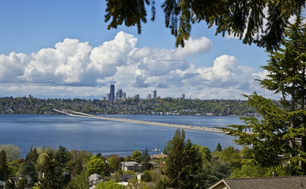 Property Photo: 3057 70th Ave SE WA 98040