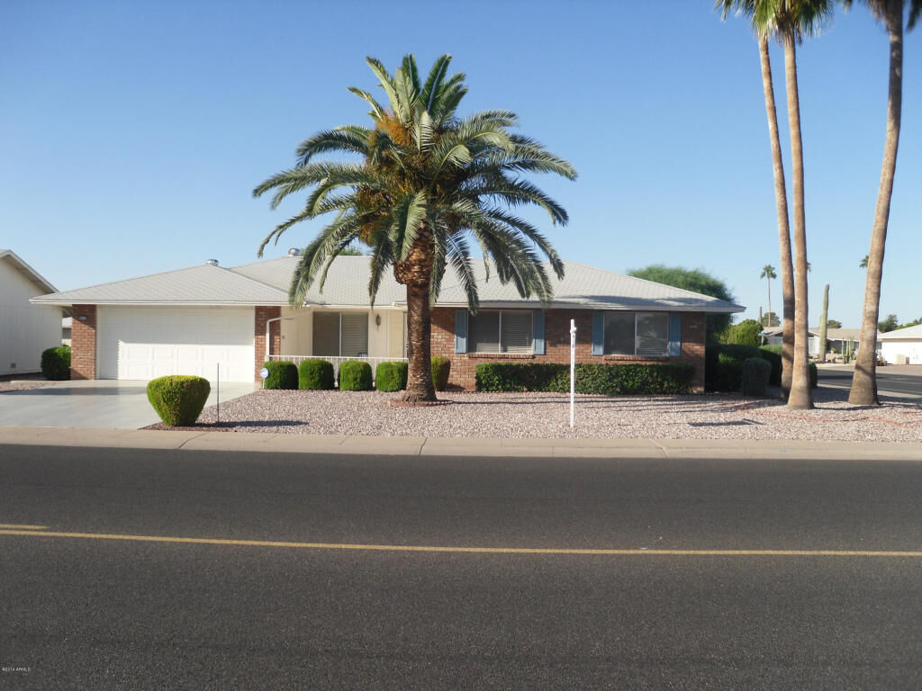 Property Photo: 10135 W Burns Drive AZ 85351