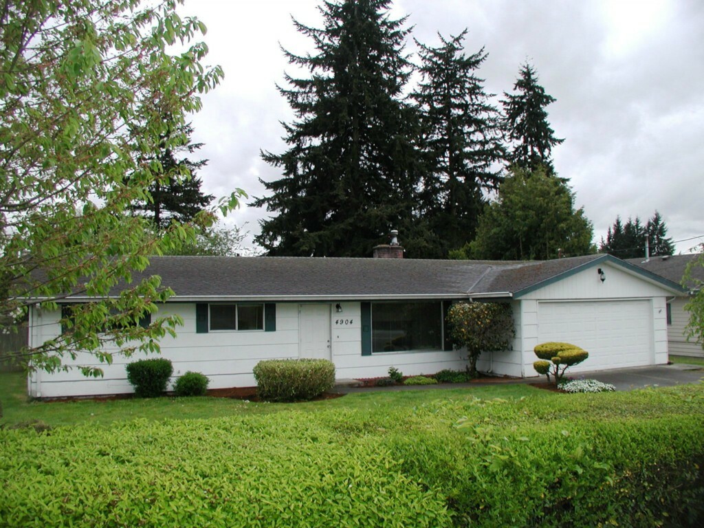 Property Photo:  4904 86th Place NE  WA 98270 