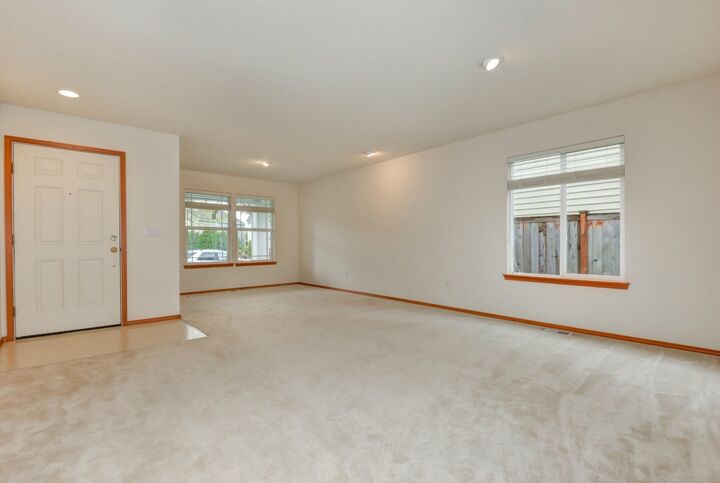 Property Photo: 9952 228th Terrace NE WA 98053