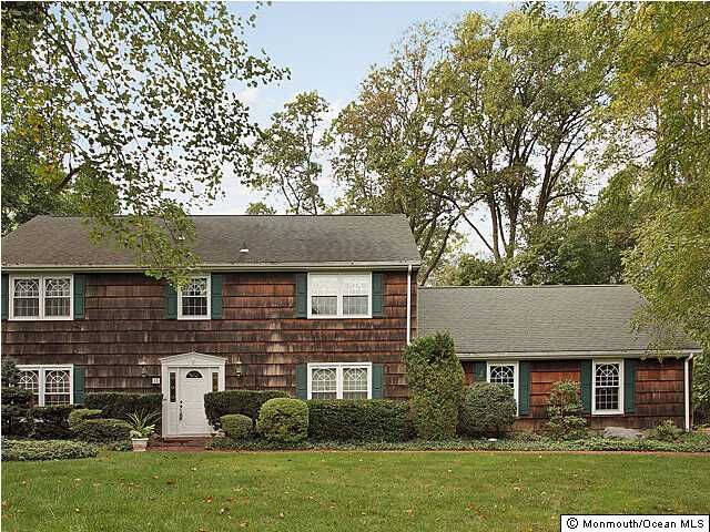 Property Photo:  10 Harmyk Court  NJ 07748 