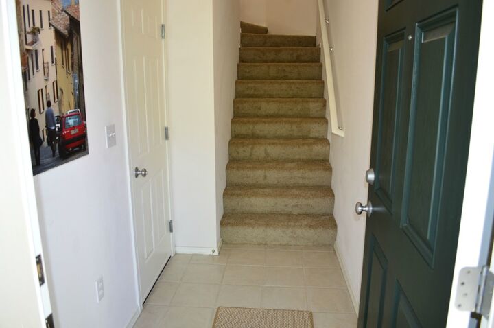 Property Photo: 6121 Hazel Ave SE C WA 98092