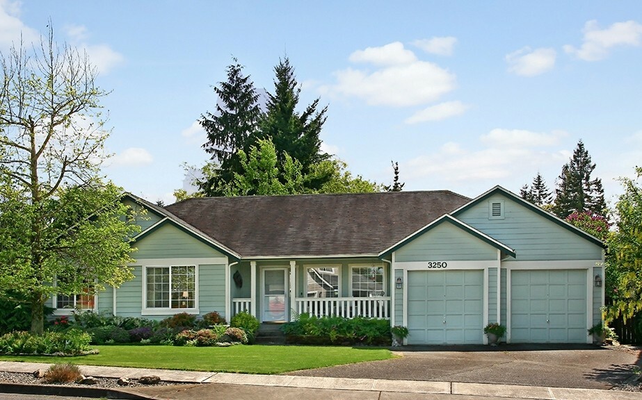 Property Photo: 3250 Lois Lane WA 98022