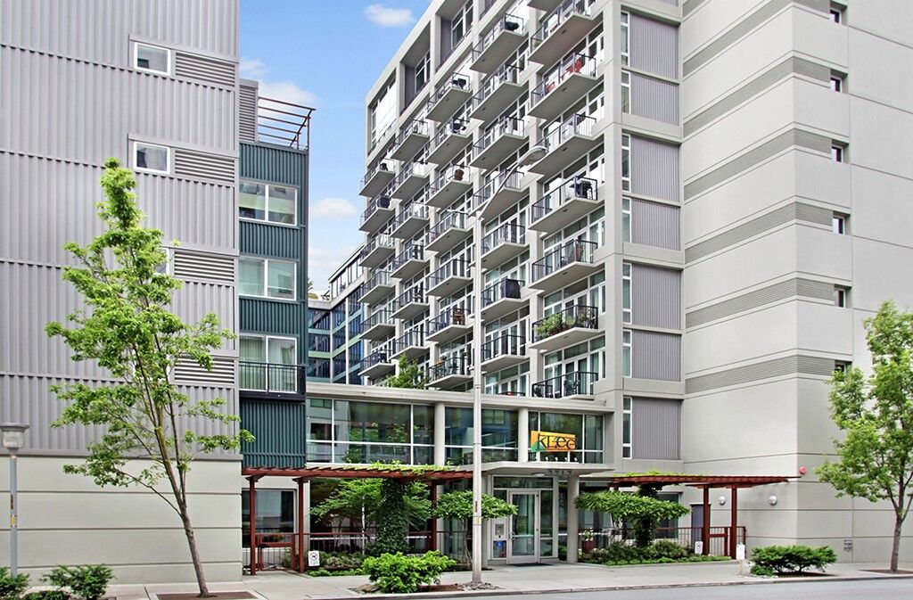 Property Photo: 2717 Western Ave 5000 WA 98121