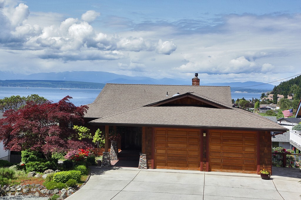 Property Photo: 5570 Tara Dr WA 98249