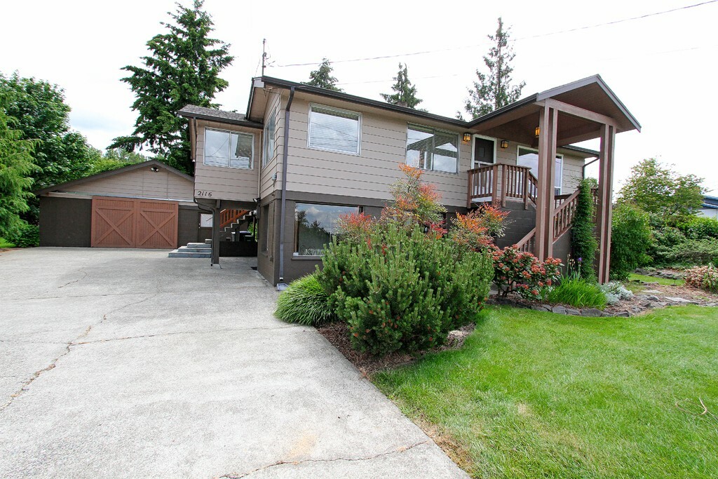 Property Photo:  2116 High Ave NE  WA 98056 