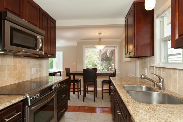 Property Photo: 8812 Ashworth Ave N WA 98103