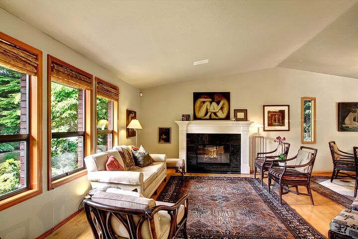 Property Photo:  14201 26th Ct SE  WA 98012 