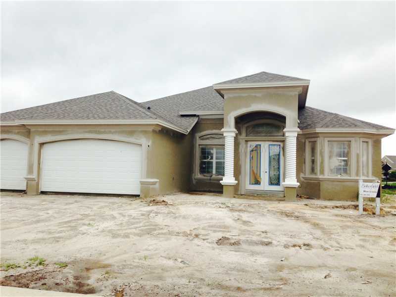 Property Photo: 32512 Silvercreek Way FL 33545