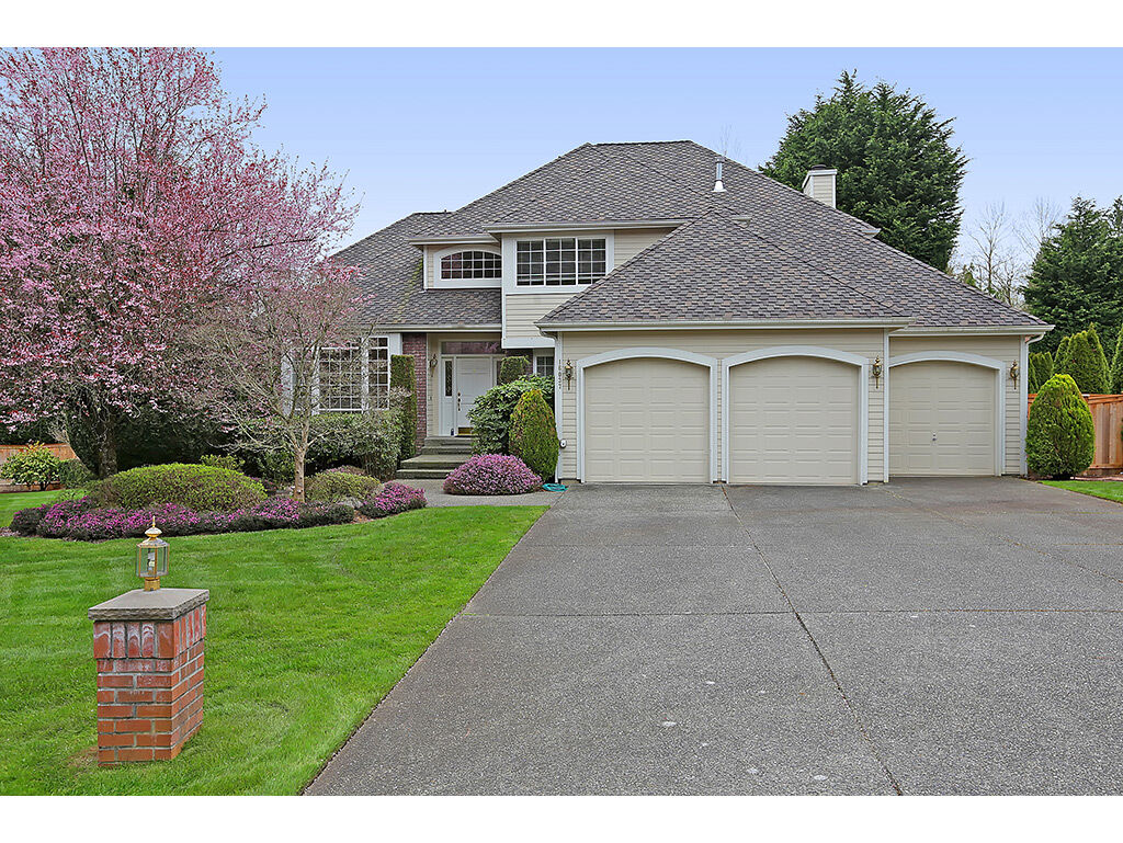 Property Photo:  16037 SE 125th St  WA 98059 