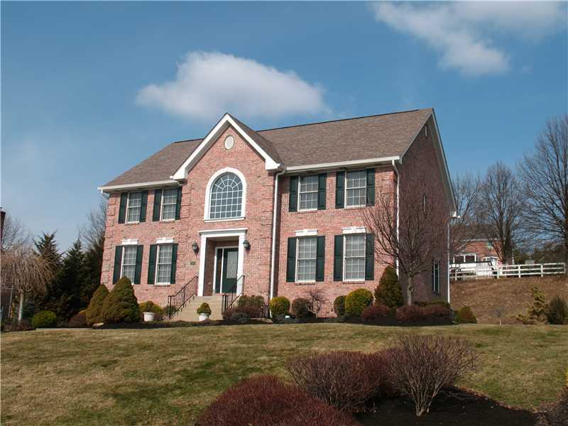 Property Photo:  105 Crabtree Ct.  PA 15367 