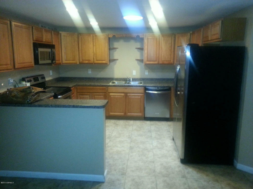 Property Photo:  4311 N 71st Drive  AZ 85033 