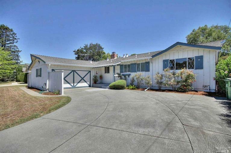 Property Photo:  20 Knight Drive  CA 94901 