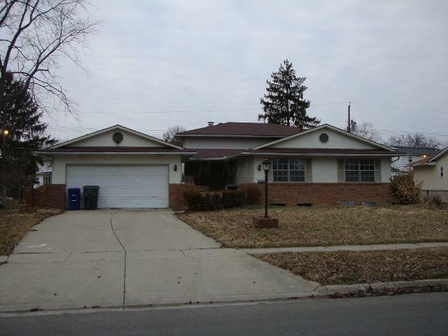 Property Photo:  5055 Tamarack Boulevard  OH 43229 