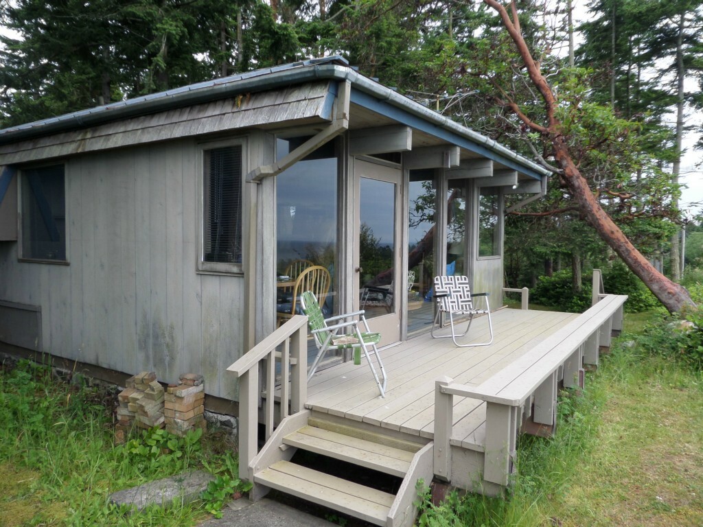 Property Photo:  24 Juan De Fuca Rd  WA 98368 