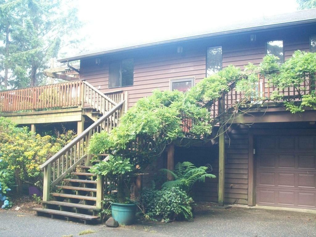 Property Photo:  921 Yachats River Road  OR 97498 