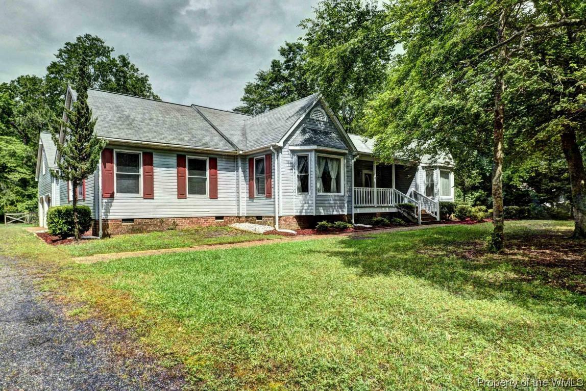 Property Photo:  15304 Moysonike Court  VA 23089 