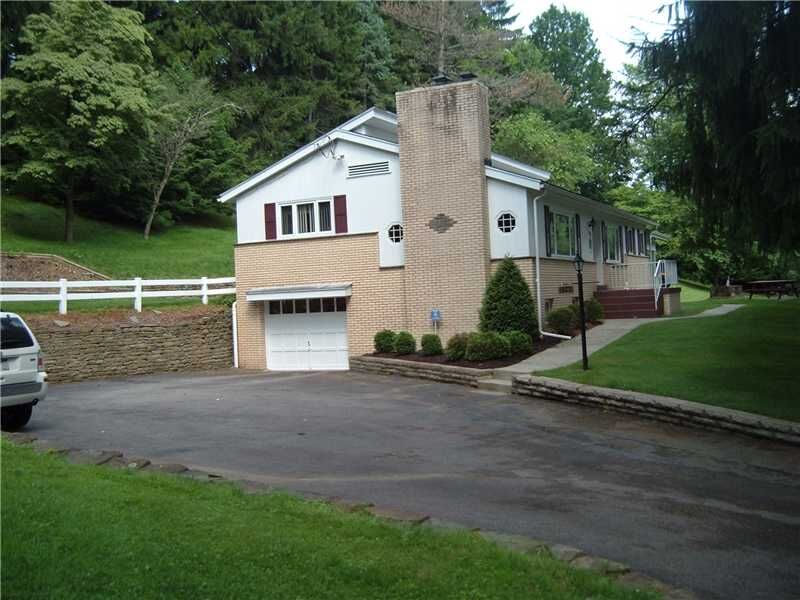 Property Photo: 3195 Pinecrest Ct PA 15668