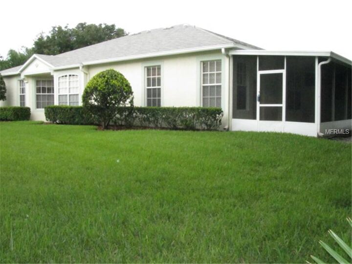 Property Photo: 5832 Heronpark Place FL 33547