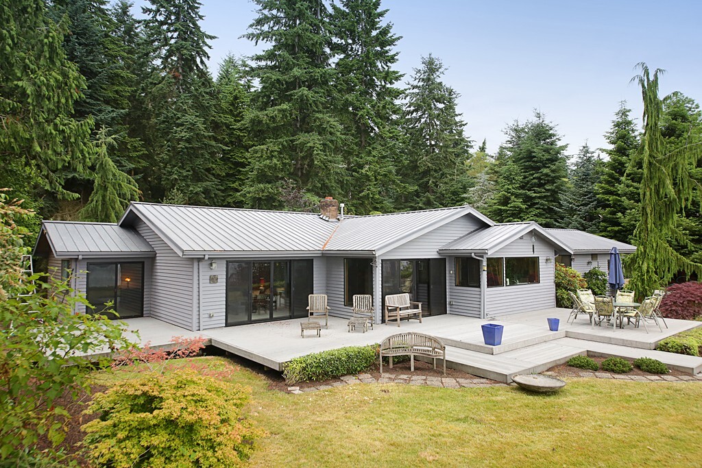 Property Photo: 5395 Wilkinson Rd WA 98260