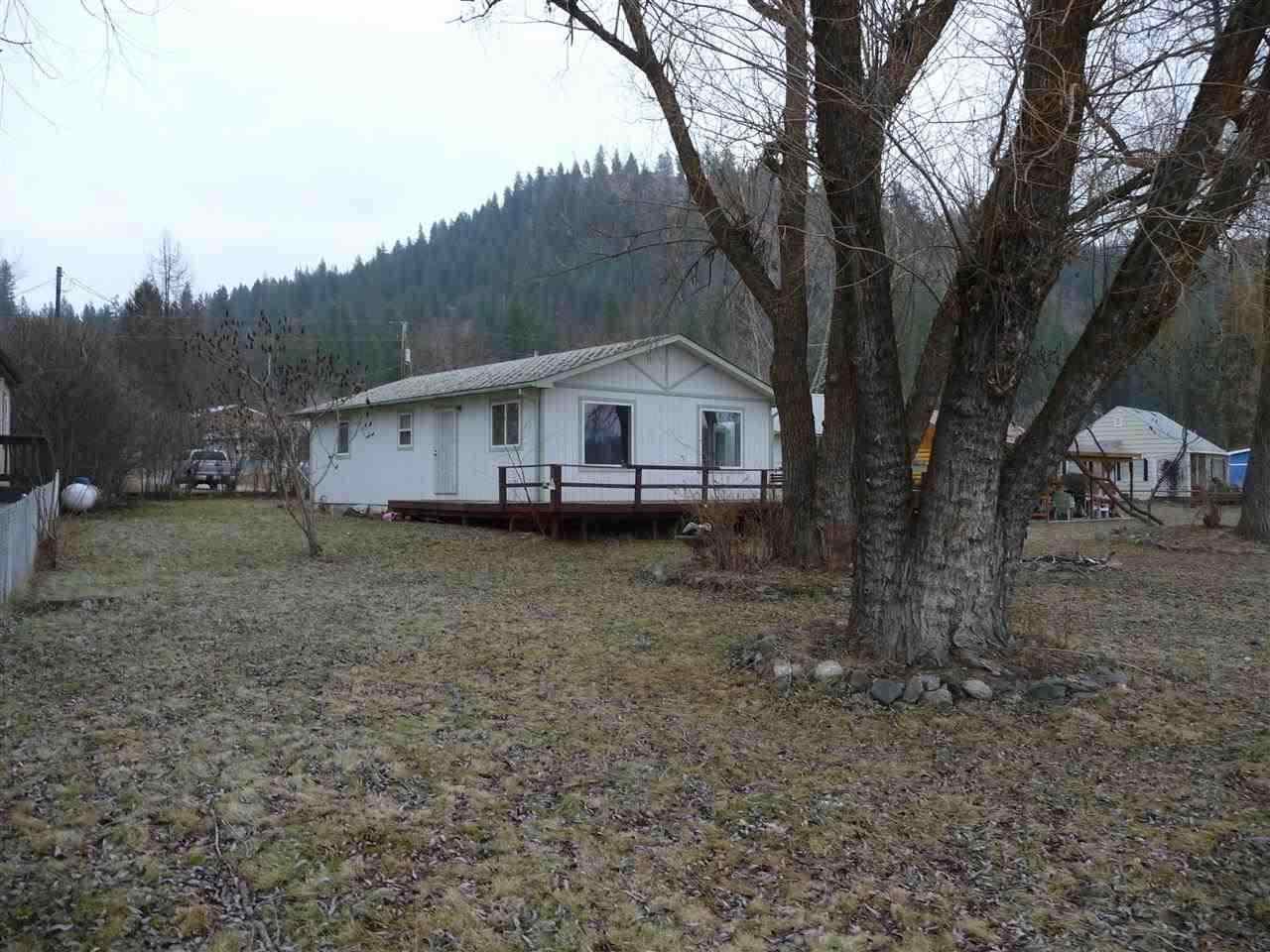 Property Photo:  6665 Heron Way  WA 99026 