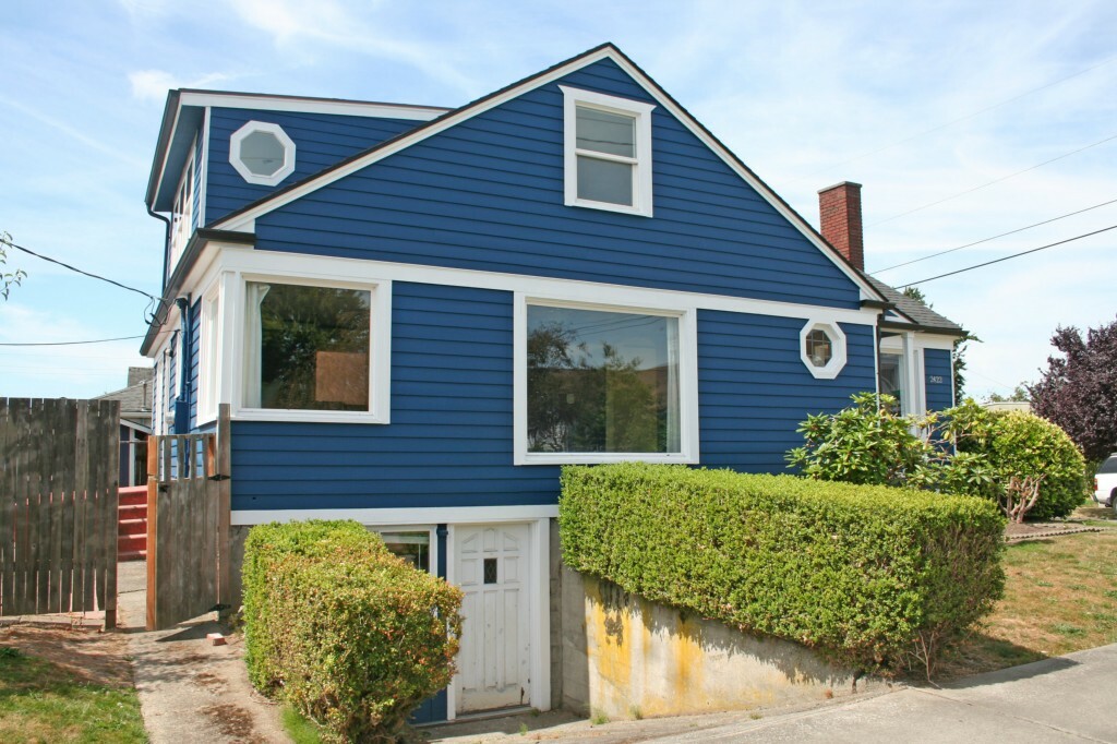 Property Photo:  2422 D St  WA 98225 