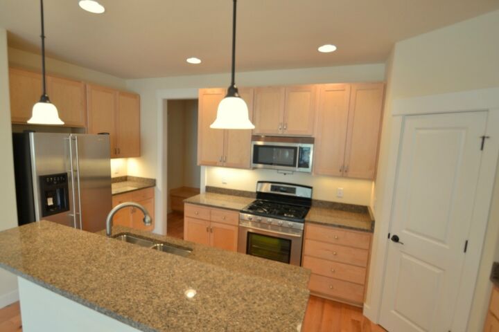 Property Photo:  13811 North Point Cir  WA 98012 