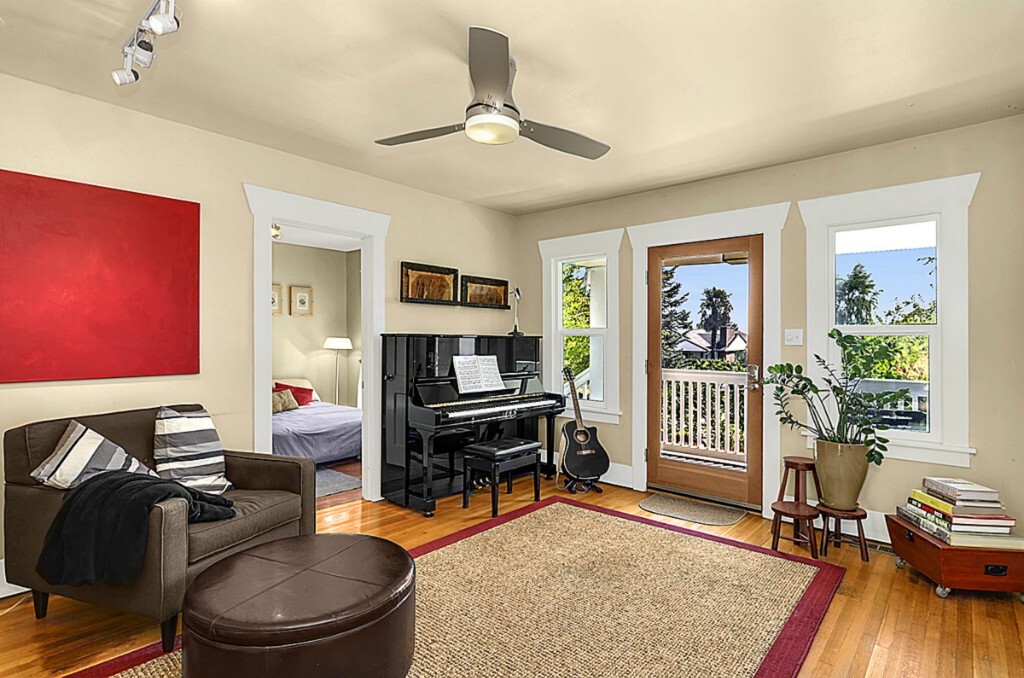 Property Photo:  4045 38th Ave SW  WA 98126 