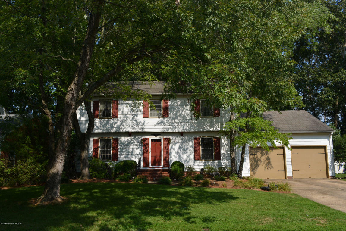 Property Photo:  736 Village Green Parkway  VA 23602 