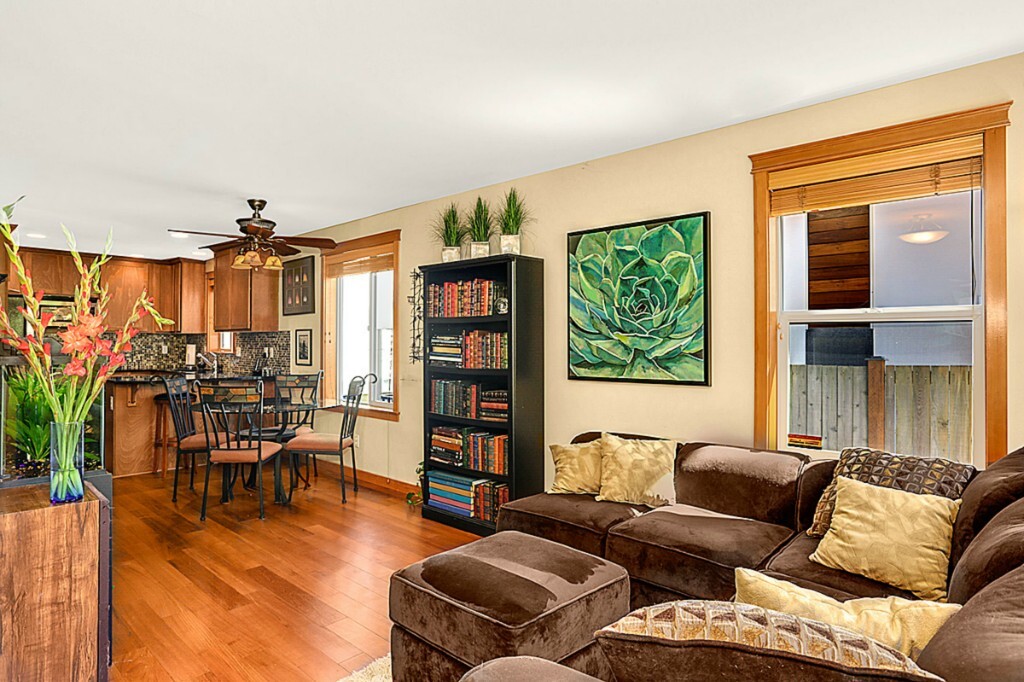 Property Photo:  4522 41st Ave SW B  WA 98116 
