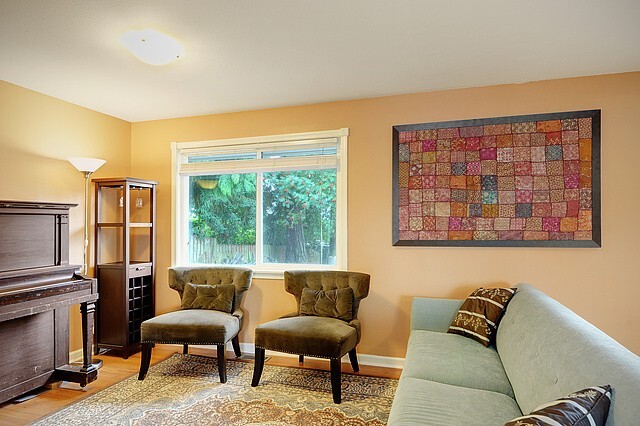 Property Photo: 19601 4th Ave S WA 98148