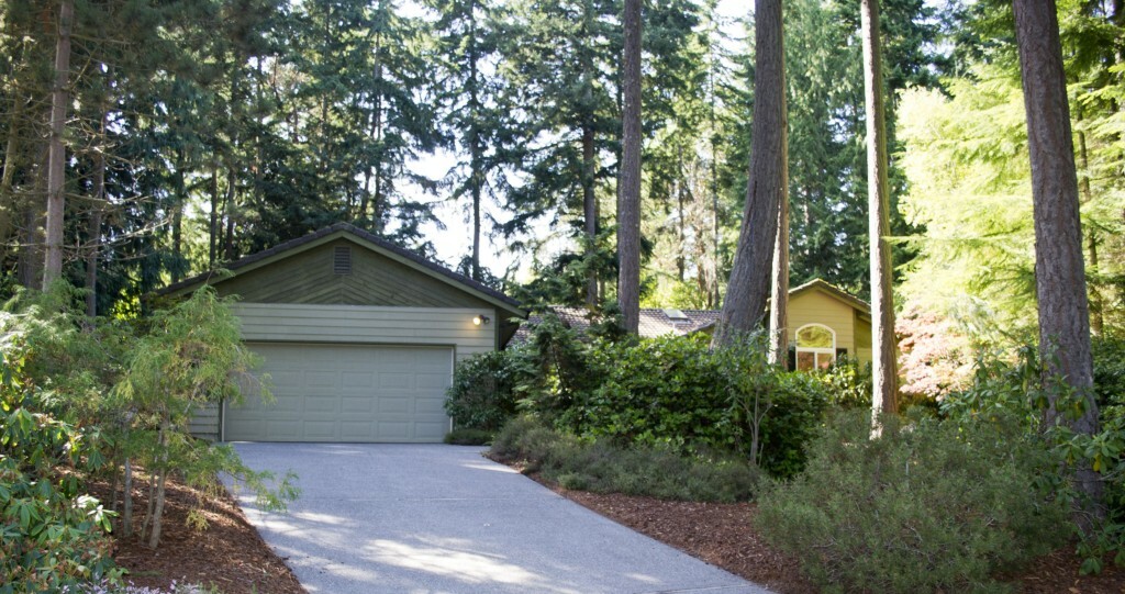 Property Photo:  30 Hemlock Ct  WA 98368 