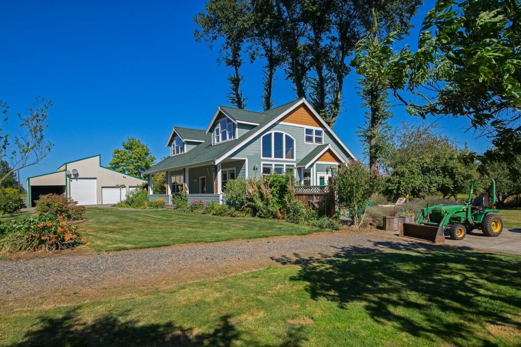 Property Photo: 5766 Lake Terrell Rd WA 98248