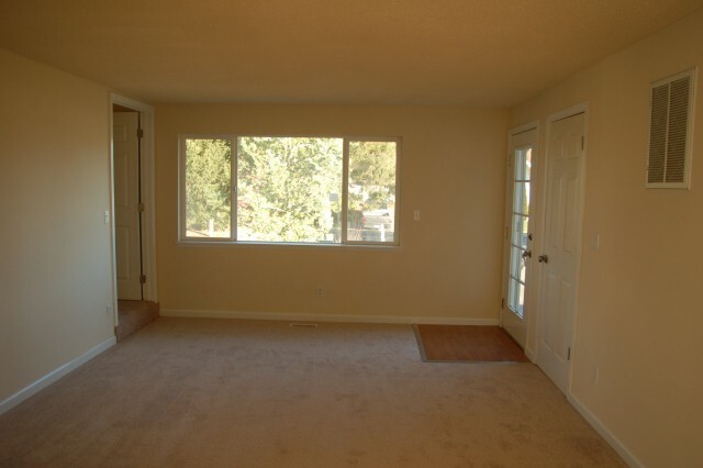 Property Photo: 6157 Apollo Dr WA 98248