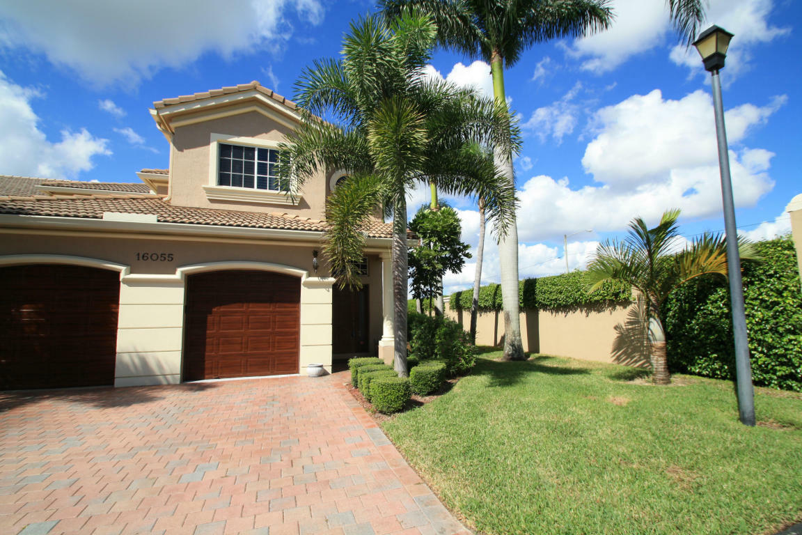 Property Photo: 16055 Sims Road Apt 204 FL 33484