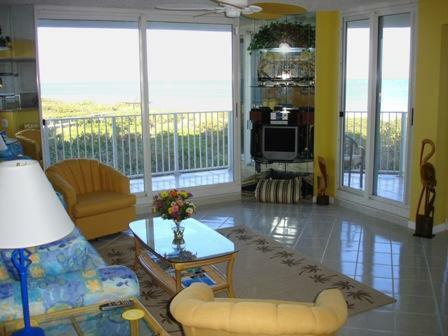 Property Photo:  2700 N Highway A1a Unit 304  FL 34949 