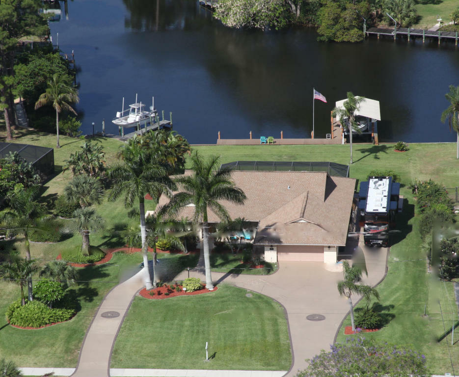 Property Photo:  1636 NW Pine Lake Drive  FL 34994 