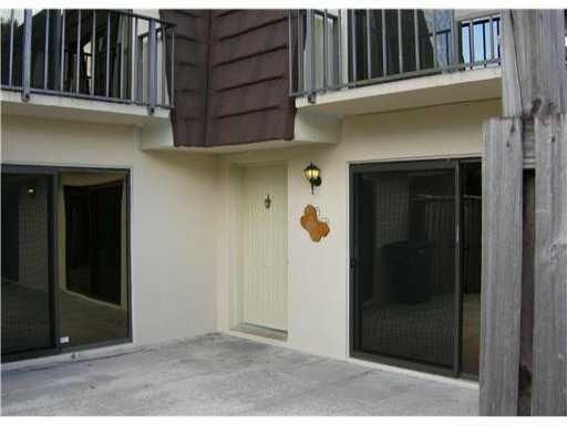 Property Photo:  1521 15th Lane 1521  FL 33418 