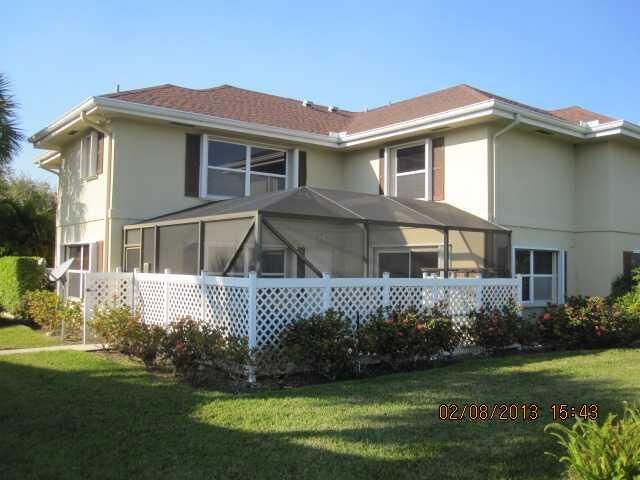 Property Photo:  13 Amherst Court  FL 33411 