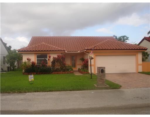 Property Photo:  5911 Cornwall Lane  FL 33331 