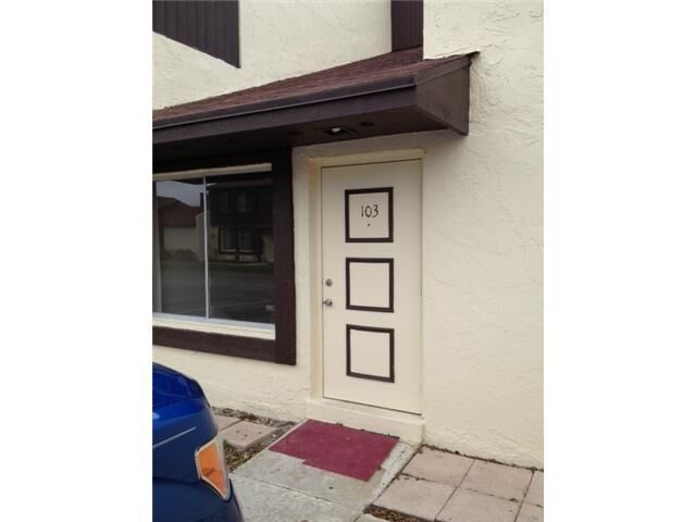 Property Photo:  5344 Bosque 103  FL 33415 