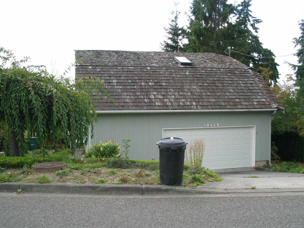 Property Photo:  10418 Marine View Dr  WA 98275 