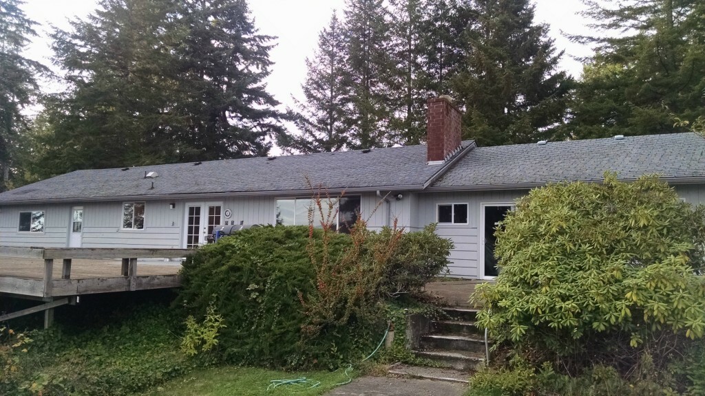 Property Photo:  230 E Orchard Beach Dr  WA 98546 