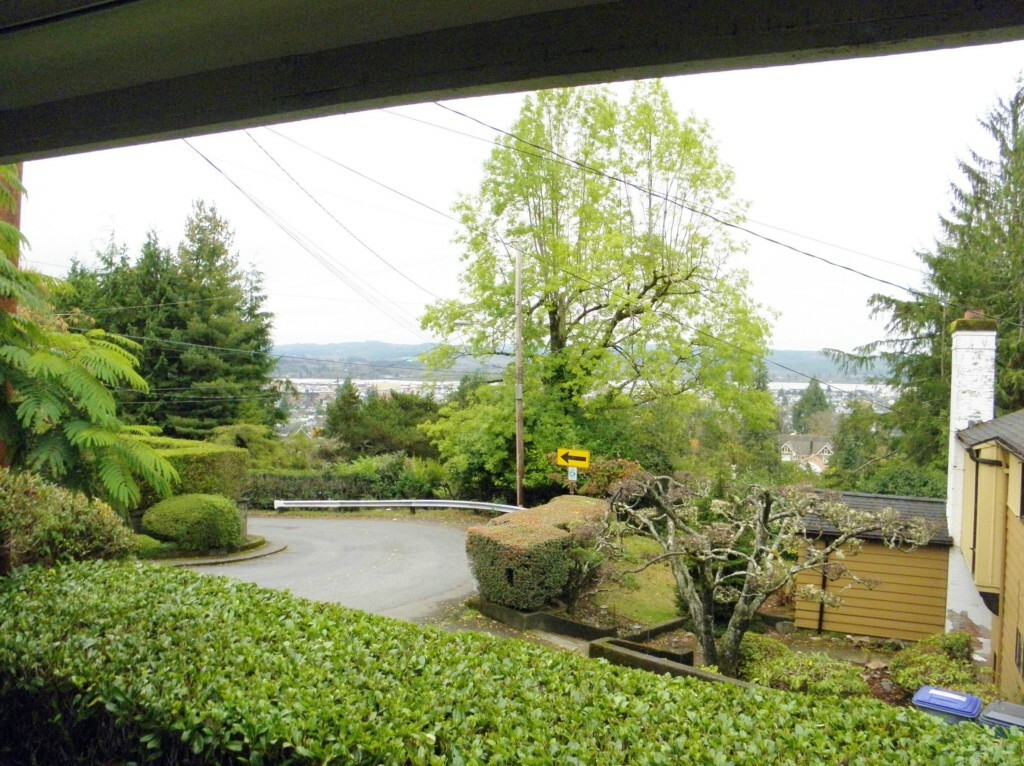 Property Photo:  1257 Bel Aire Ave  WA 98520 