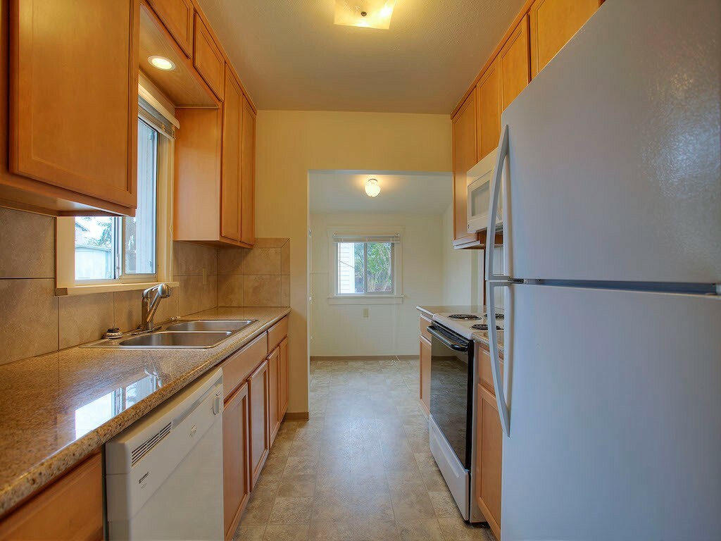 Property Photo:  4709 N Pearl St  WA 98407 