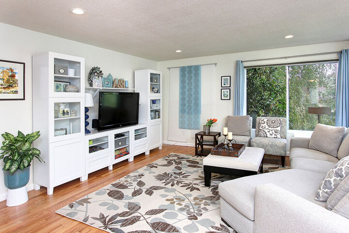 Property Photo: 2603 NE 82nd Street WA 98115