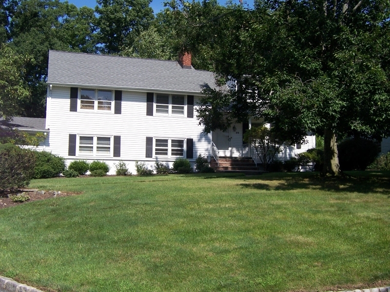 Property Photo:  30 Sycamore Ter  NJ 07039 