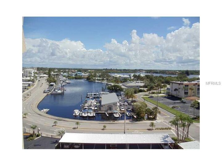 Property Photo:  840 The Esplanade N 407  FL 34285 